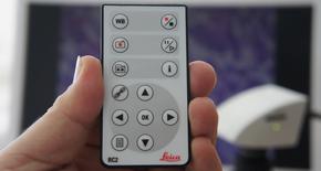 Điều khiển từ xa không dây