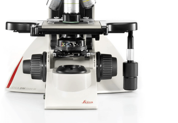 Kính hiển vi Leica DM2700 M 3