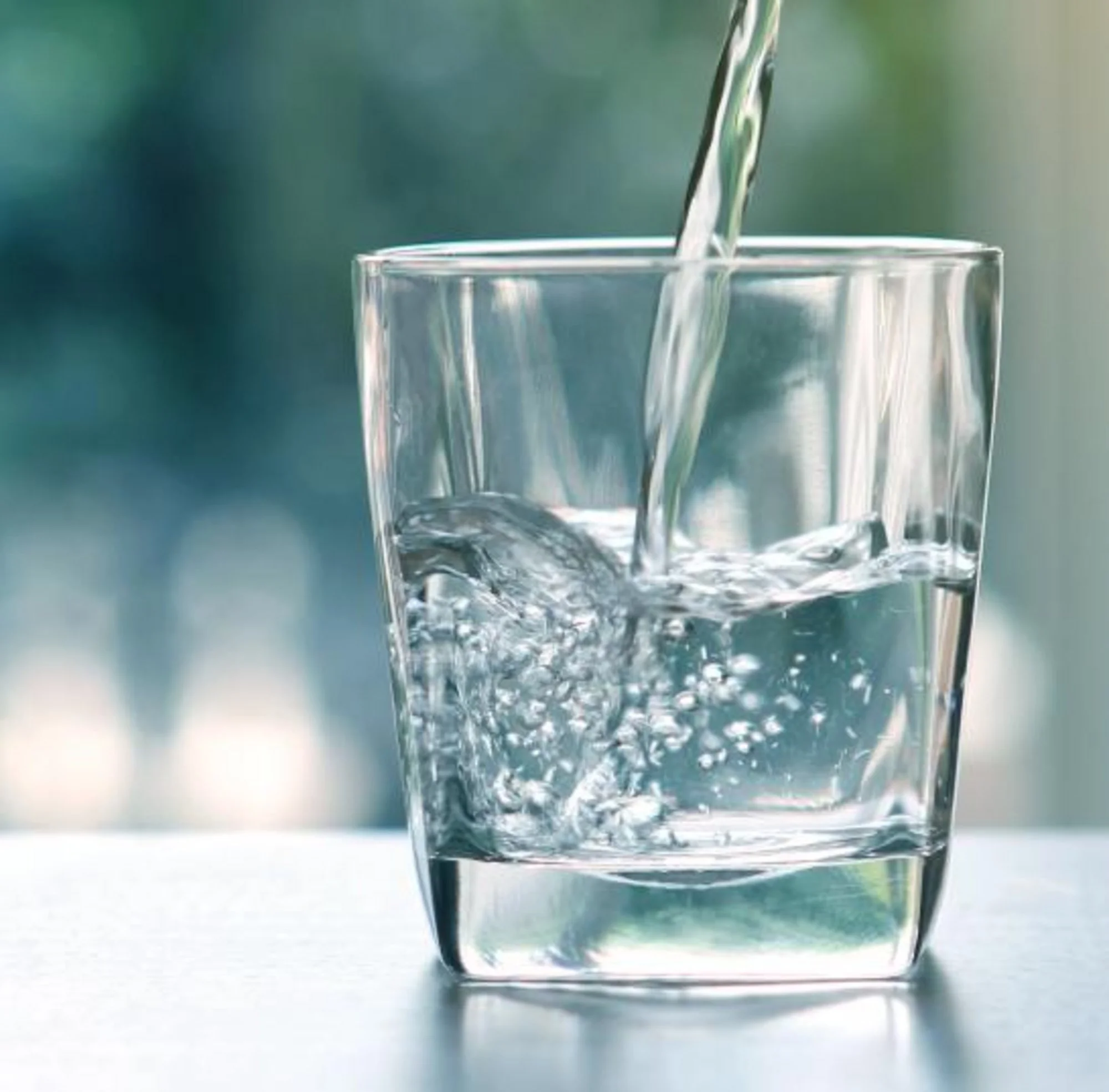 Đo pH của nước siêu tinh khiết bằng điện cực đo pH 9600-10D và 9615S-10D