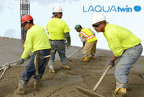 Đo pH của xi măng để kiểm tra lát nền